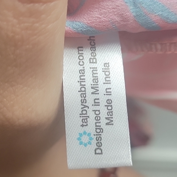 TAJ BY SABRINA CRIPPA-Anastasia off the shoulder embroidered top NWT-Siz… - Picture 8 of 17